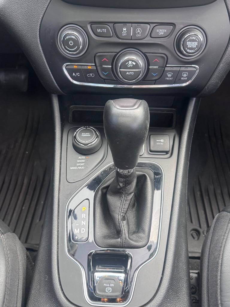 2020 Jeep Cherokee Limited - Photo 13
