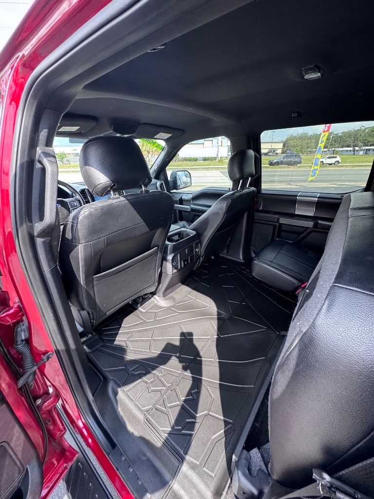 2017 Ford F-150 XLT - Photo 11