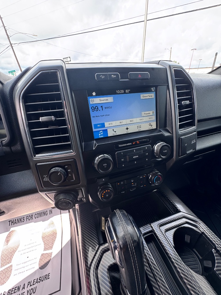 2017 Ford F-150 XLT - Photo 8