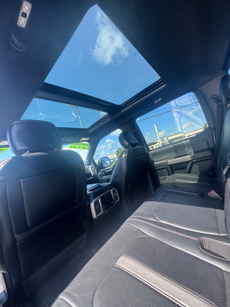 2018 Ford F-150 Platinum - Photo 15